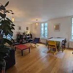 Apartment Near Montmartre